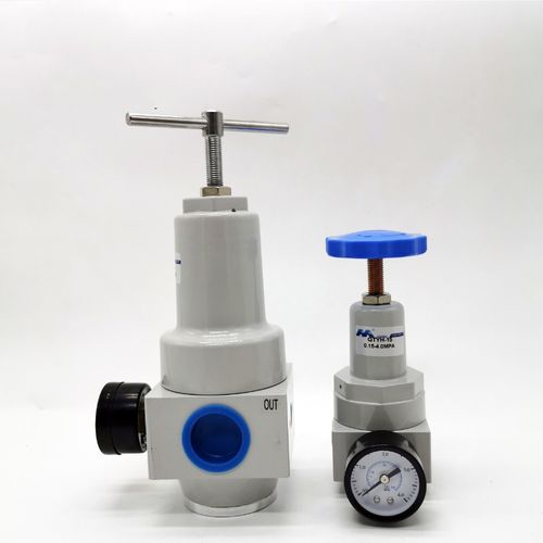 Регулятор давления RH-50 с манометром и кронштейном G2", 0.5-35 Бар, 40 Бар макс.